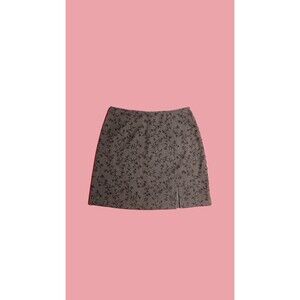 1990s-Y2K EXPRESS Gray Mini Skirt W/FLOCKED Velvet Flowers & Front Slit. XS-S